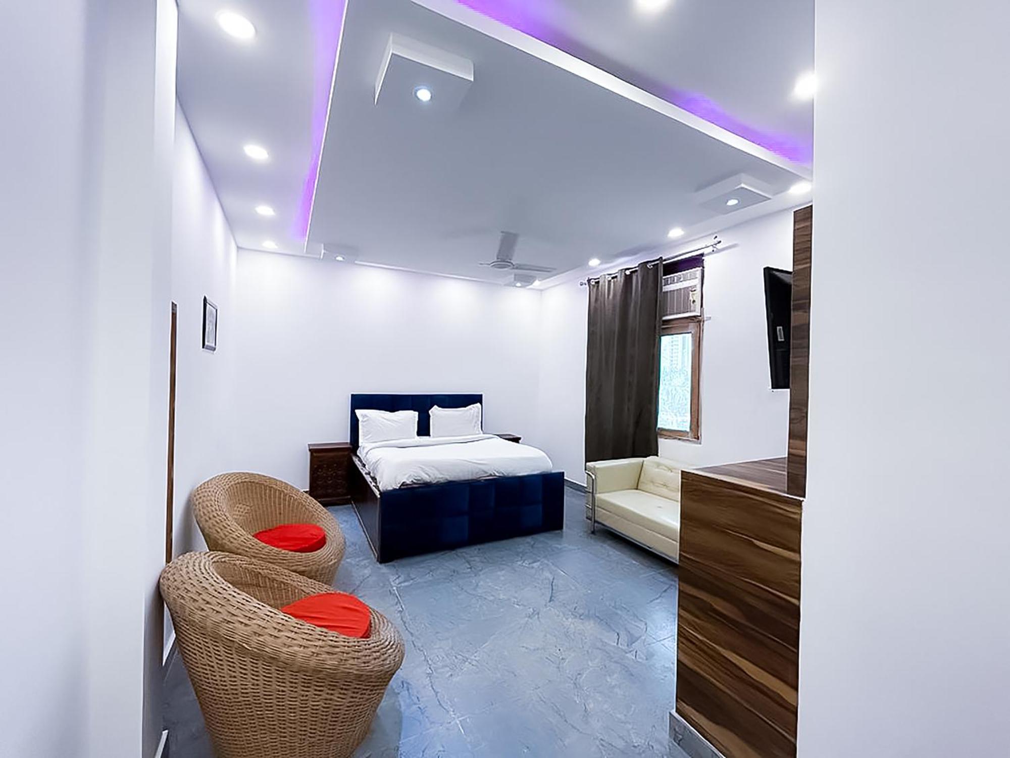 Hotel Js Garden - Near Jaypee Hospital Noida Exterior photo