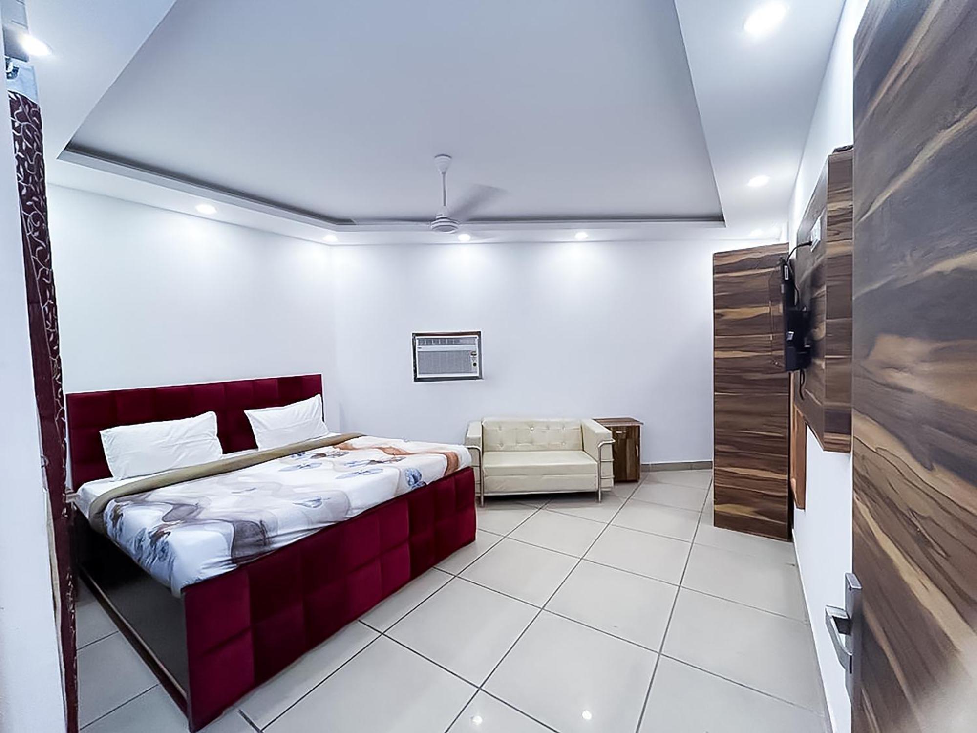 Hotel Js Garden - Near Jaypee Hospital Noida Exterior photo
