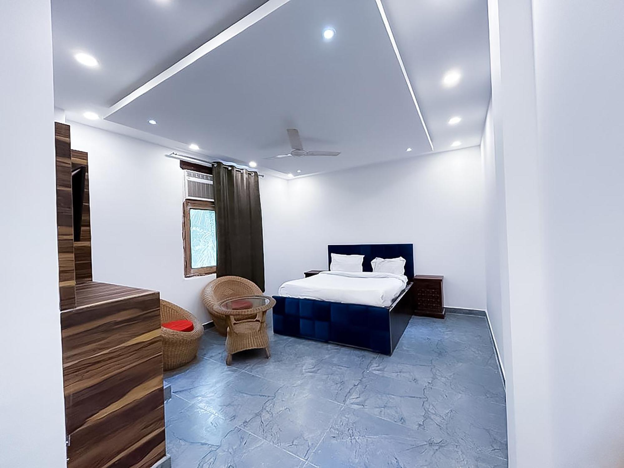 Hotel Js Garden - Near Jaypee Hospital Noida Exterior photo
